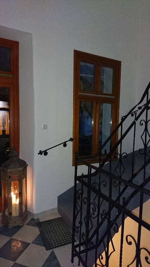 Apartament Kisfaludy Sandor *