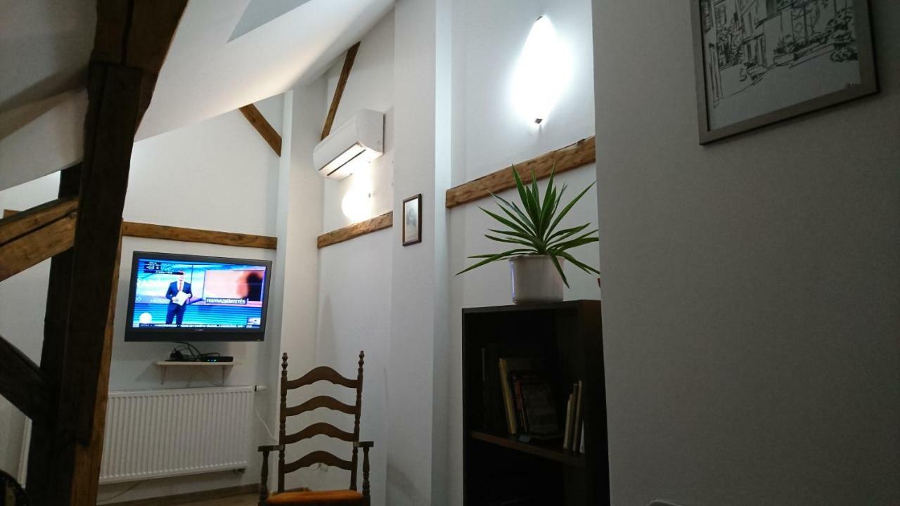 Kisfaludy Sandor Apartment *